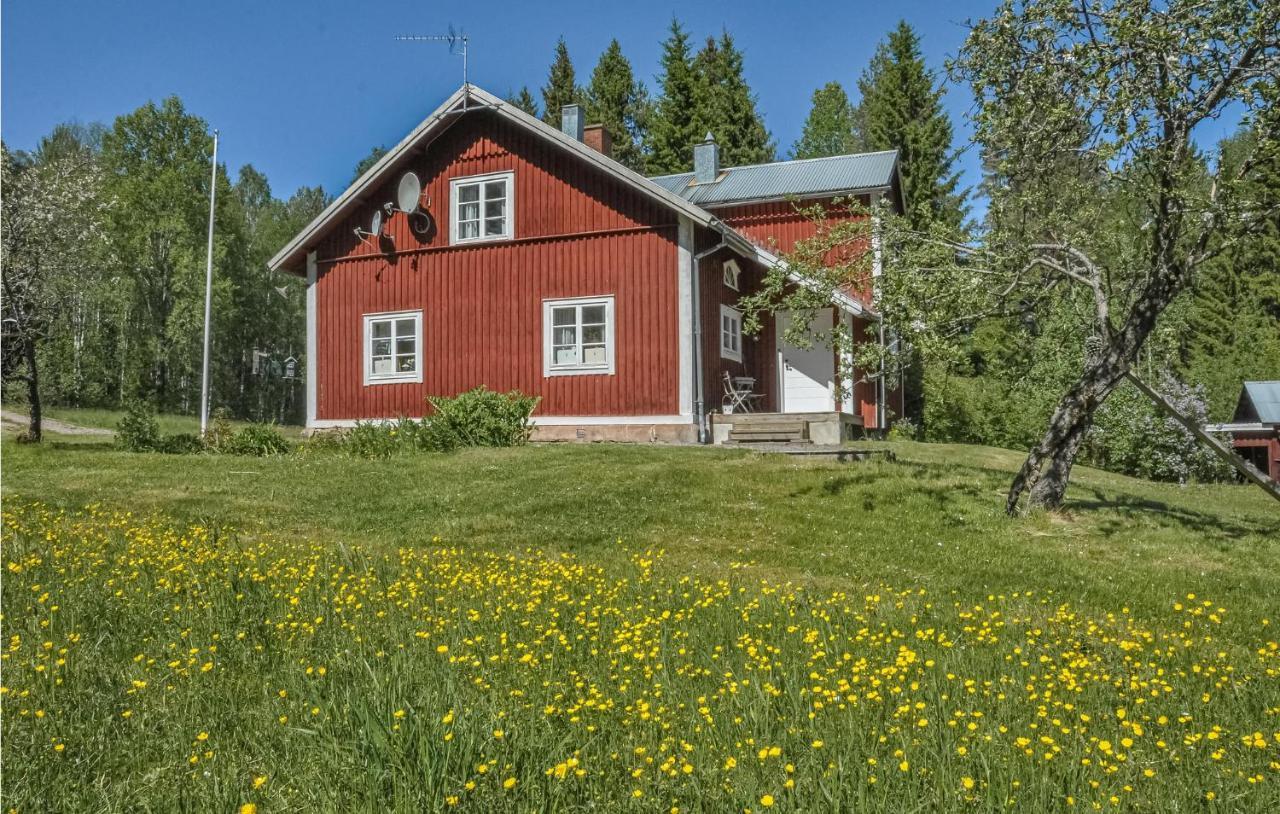 Cozy Home In Lesjoefors With Kitchen Lesjofors ภายนอก รูปภาพ